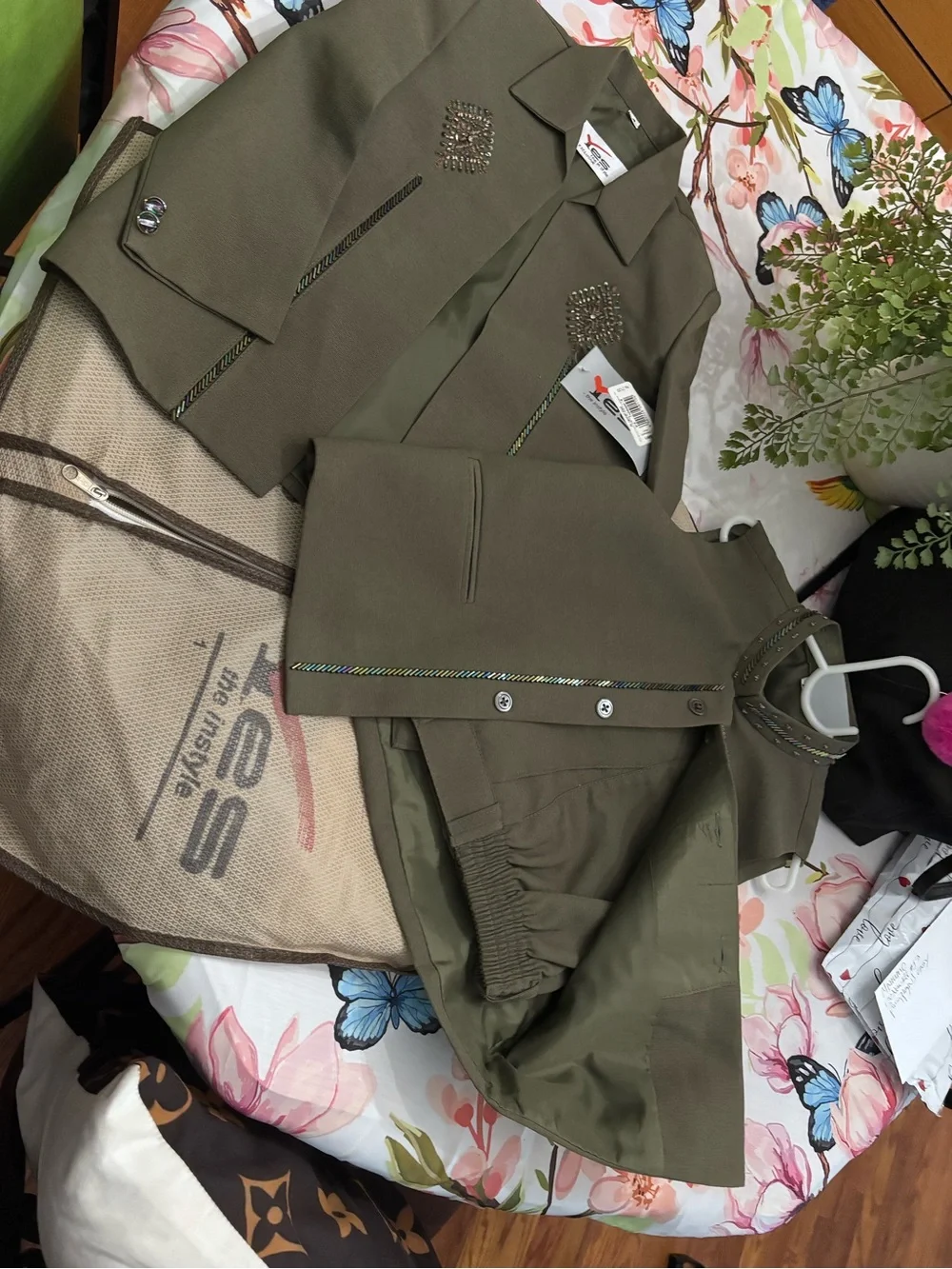 Olive Green Embellished 3 Piece Set Pakistan boy 18/24 month suit new